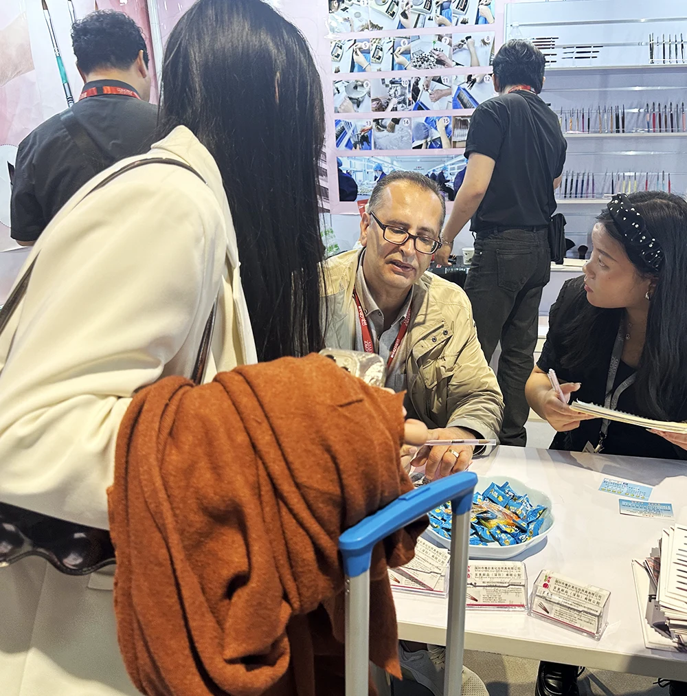 Cosmoprof HK 2024, ketemu akeh sikat kuku lan freinds anyar.
